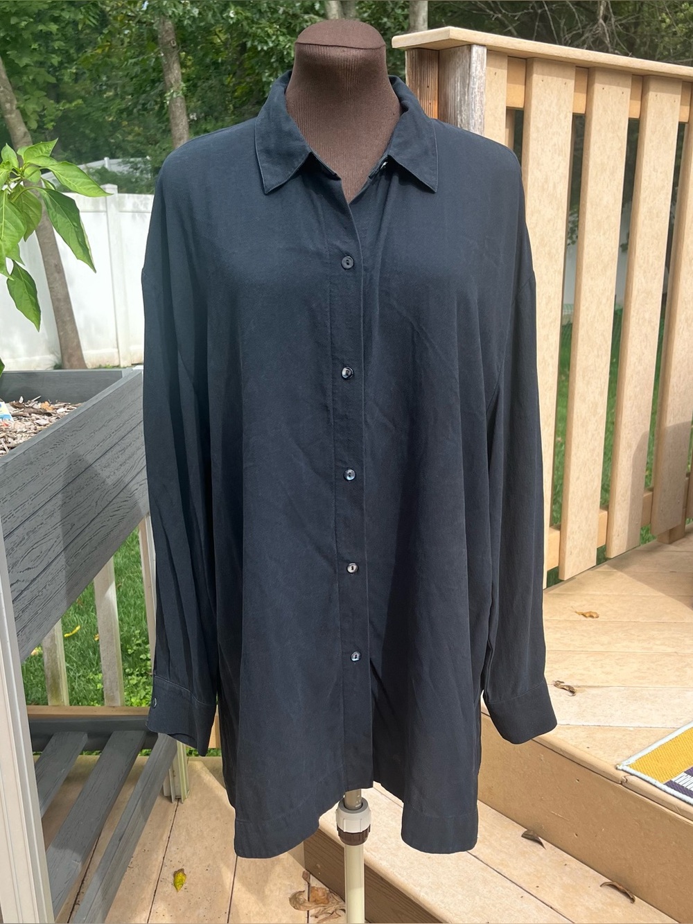Eileen Fisher Black 100% Silk Long Sleeve Button Down Tunic Blouse Oversized M